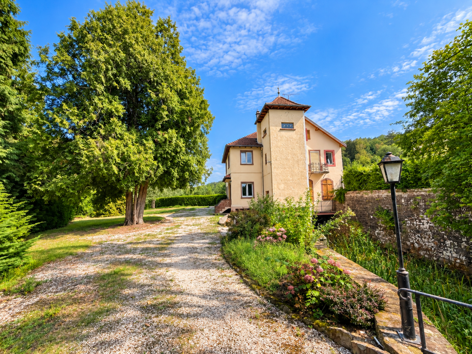 Maison 8 pièces 201 m² · à Woerth · 201 m² · 233 200 €